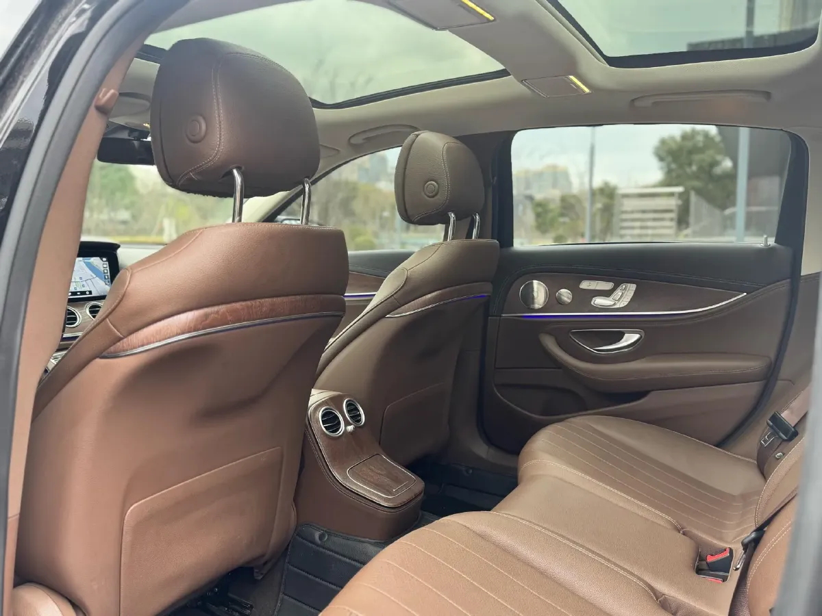 2023 Mercedes-Benz E Class 2.0T 258HP L4 9AT,autocango,china used car exporter,china ev exporter,chinese used car exporter,chinese used ev exporter