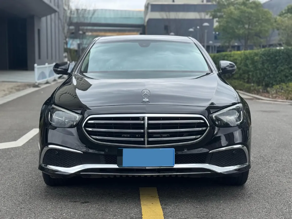 2023 Mercedes-Benz E Class 2.0T 258HP L4 9AT,autocango,china used car exporter,china ev exporter,chinese used car exporter,chinese used ev exporter