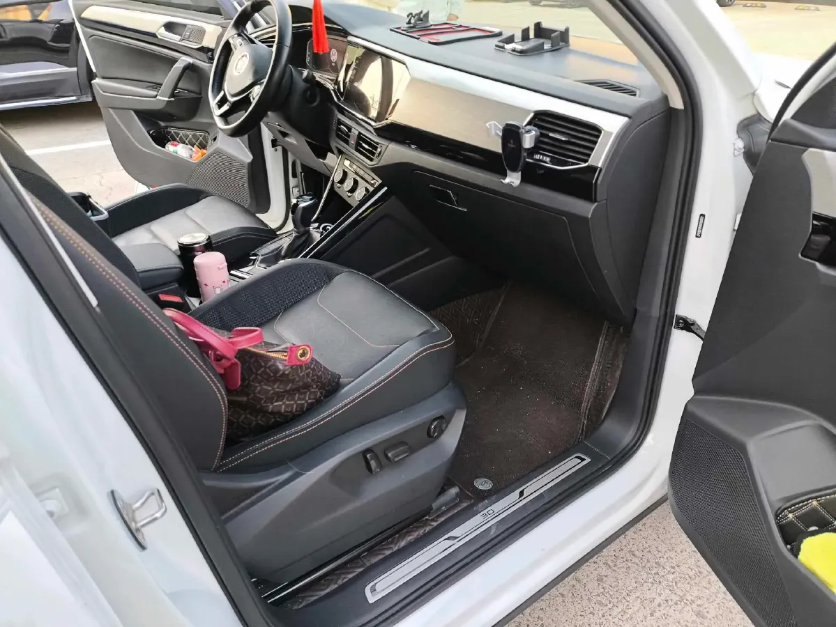 2021 Volkswagen Tayron 2.0T 186HP L4 7DCT,autocango,china used car exporter,china ev exporter,chinese used car exporter,chinese used ev exporter