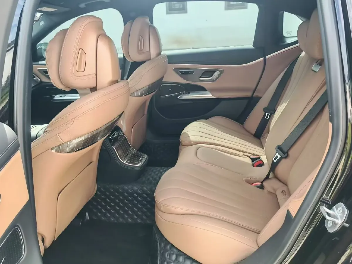 2025 Mercedes-Benz E Class 2.0T 258HP L4 9AT,autocango,china used car exporter,china ev exporter,chinese used car exporter,chinese used ev exporter