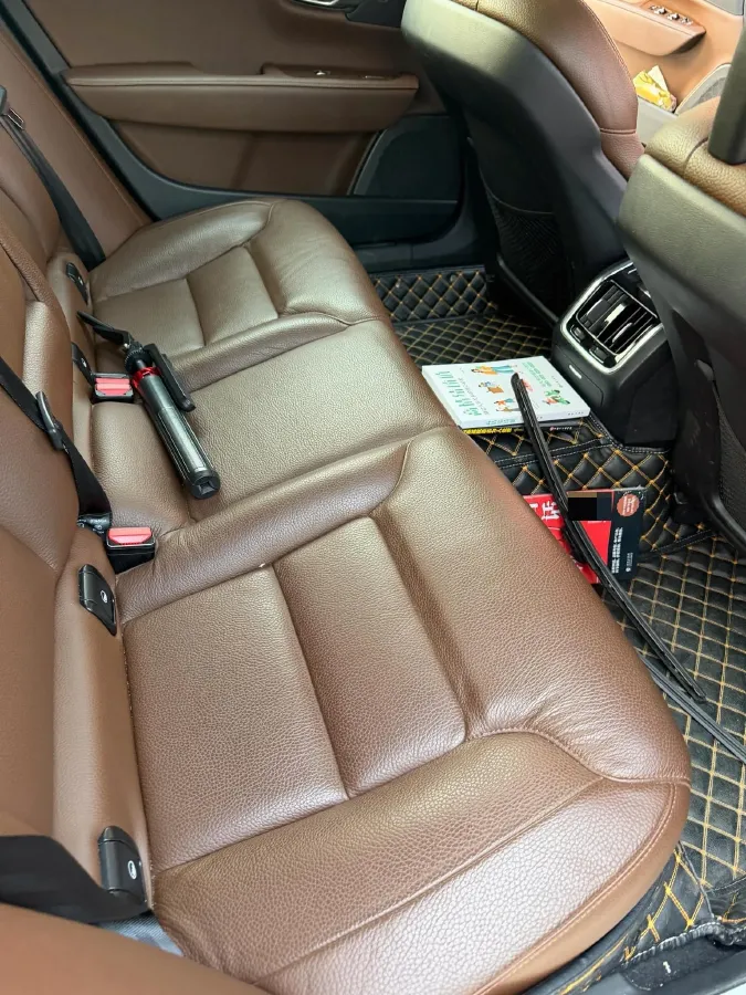 2018 Volvo S90 2.0T 254HP L4 8AT,autocango,china used car exporter,china ev exporter,chinese used car exporter,chinese used ev exporter