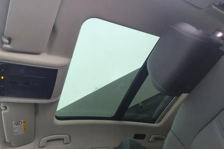 2024 Volkswagen Passat 2.0T 220HP L4 7DCT,autocango,china used car exporter,china ev exporter,chinese used car exporter,chinese used ev exporter