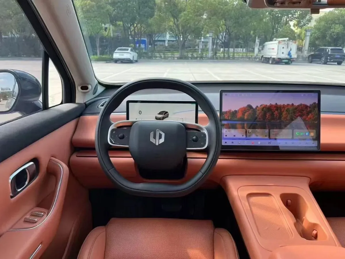 2024 Leapmotor C10 1.5L 95HP L4 REEV 28.4KWH,autocango,china used car exporter,china ev exporter,chinese used car exporter,chinese used ev exporter