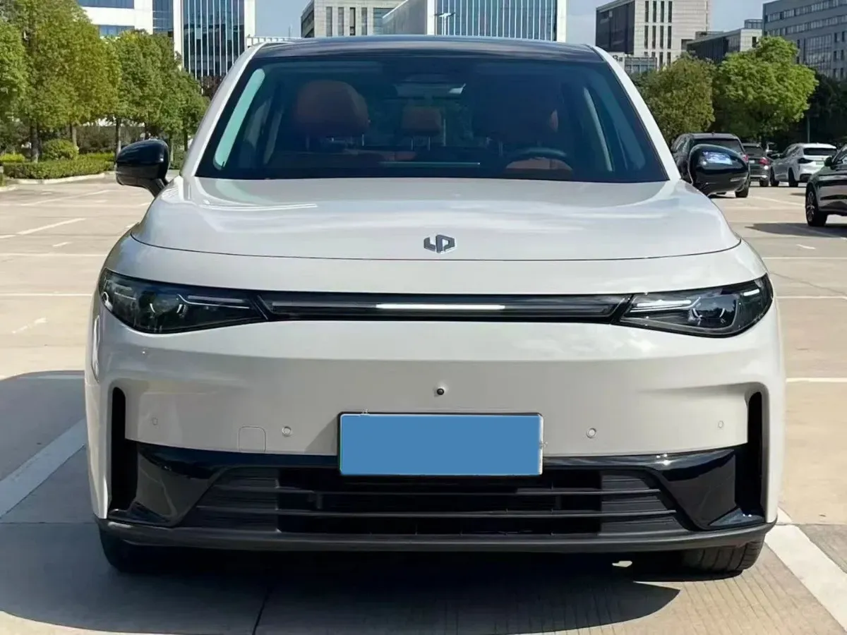 2024 Leapmotor C10 1.5L 95HP L4 REEV 28.4KWH,autocango,china used car exporter,china ev exporter,chinese used car exporter,chinese used ev exporter