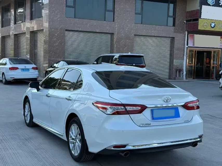 2023 Toyota Camry 2.0L 177HP L4 CVT,autocango,china used car exporter,china ev exporter,chinese used car exporter,chinese used ev exporter