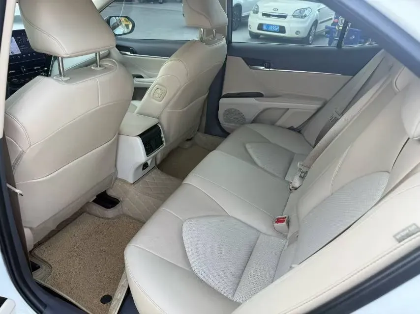 2023 Toyota Camry 2.0L 177HP L4 CVT,autocango,china used car exporter,china ev exporter,chinese used car exporter,chinese used ev exporter
