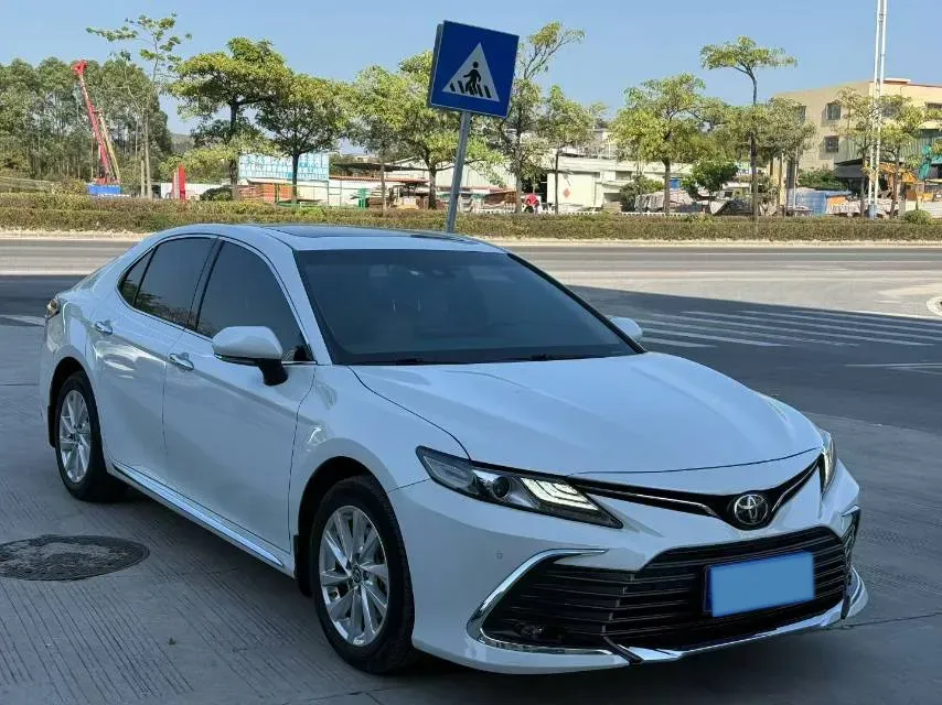2023 Toyota Camry 2.0L 177HP L4 CVT,autocango,china used car exporter,china ev exporter,chinese used car exporter,chinese used ev exporter