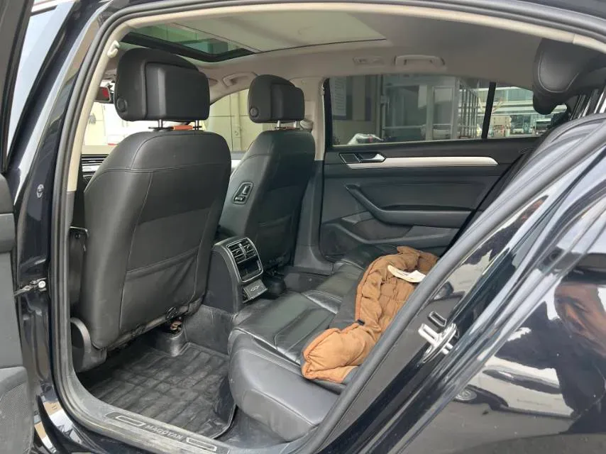 2019 Chevrolet Malibu XL 2.0T 241HP L4 9AT,autocango,china used car exporter,china ev exporter,chinese used car exporter,chinese used ev exporter