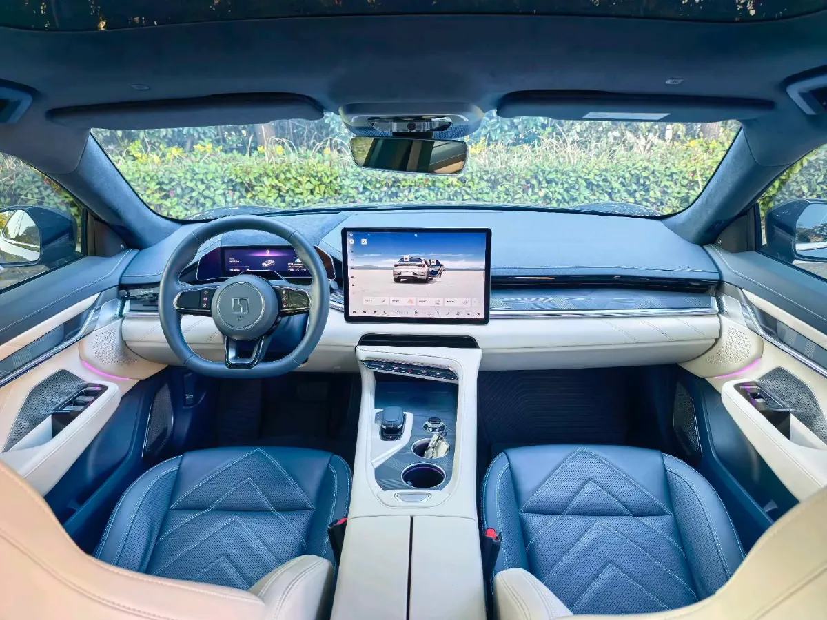 2023 Zeekr 001 BEV 100KWH,autocango,china used car exporter,china ev exporter,chinese used car exporter,chinese used ev exporter