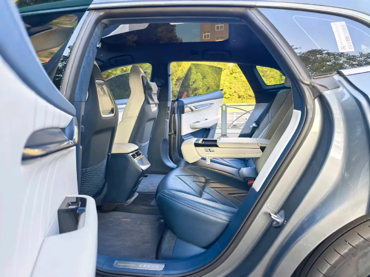 2023 Zeekr 001 BEV 100KWH,autocango,china used car exporter,china ev exporter,chinese used car exporter,chinese used ev exporter