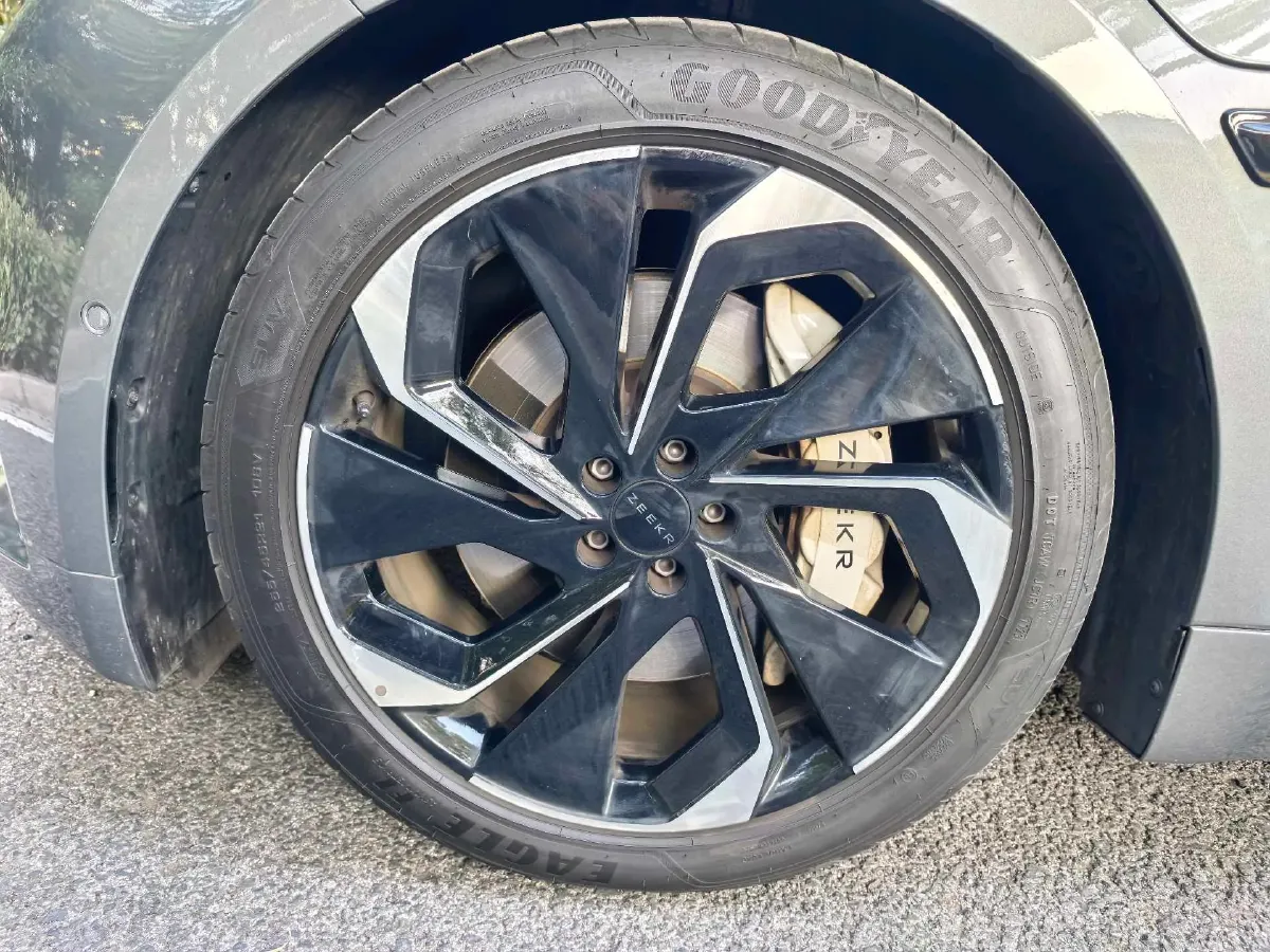 2023 Zeekr 001 BEV 100KWH,autocango,china used car exporter,china ev exporter,chinese used car exporter,chinese used ev exporter