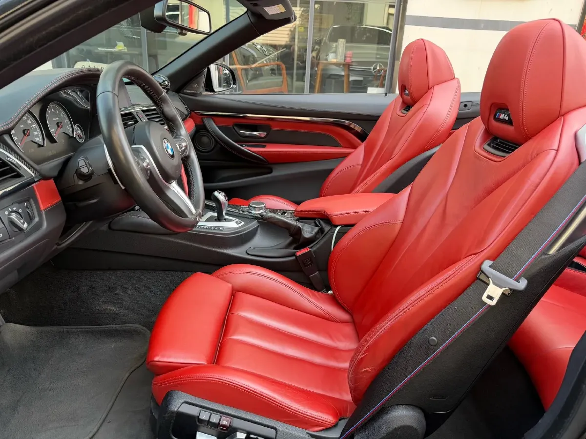 2019 BMW M4 3.0T 450HP L6 7DCT,autocango,china used car exporter,china ev exporter,chinese used car exporter,chinese used ev exporter