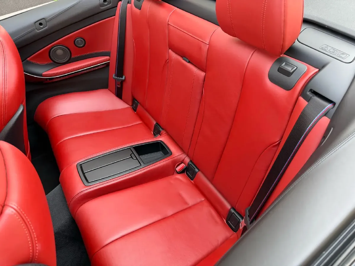 2019 BMW M4 3.0T 450HP L6 7DCT,autocango,china used car exporter,china ev exporter,chinese used car exporter,chinese used ev exporter