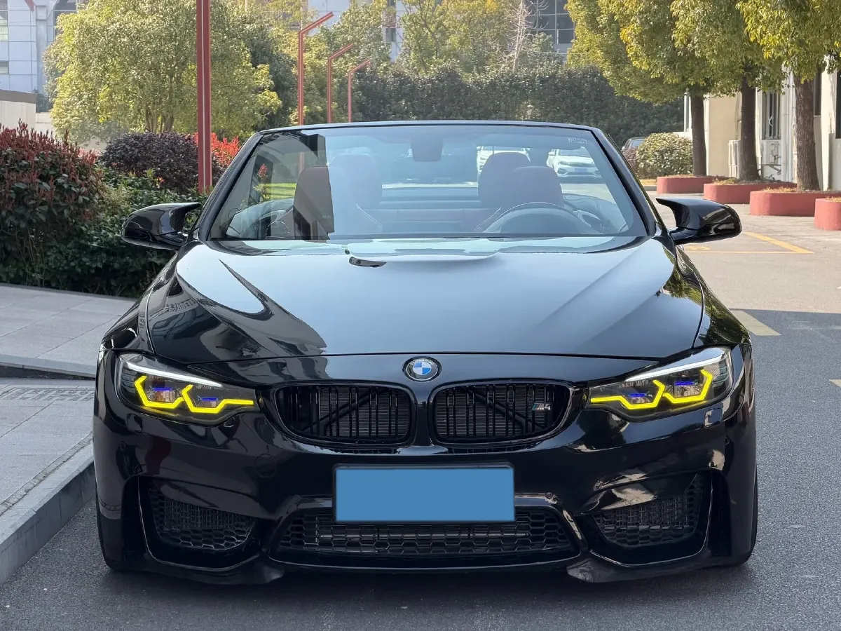 2019 BMW M4 3.0T 450HP L6 7DCT,autocango,china used car exporter,china ev exporter,chinese used car exporter,chinese used ev exporter