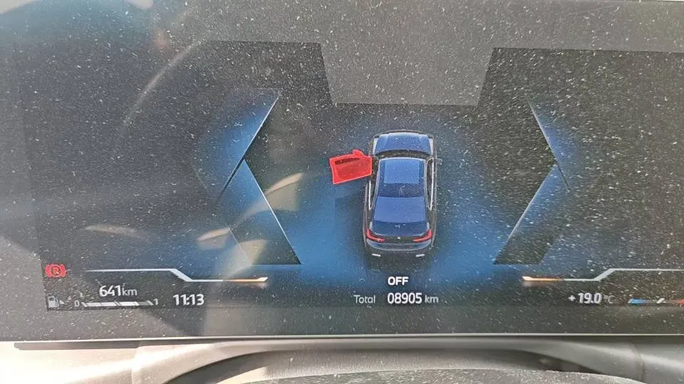 2025 BMW 3 Series 2.0T 184HP L4 8AT,autocango,china used car exporter,china ev exporter,chinese used car exporter,chinese used ev exporter