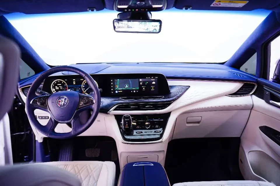 2022 Buick GL8 2.0T 237HP L4 9AT,autocango,china used car exporter,china ev exporter,chinese used car exporter,chinese used ev exporter