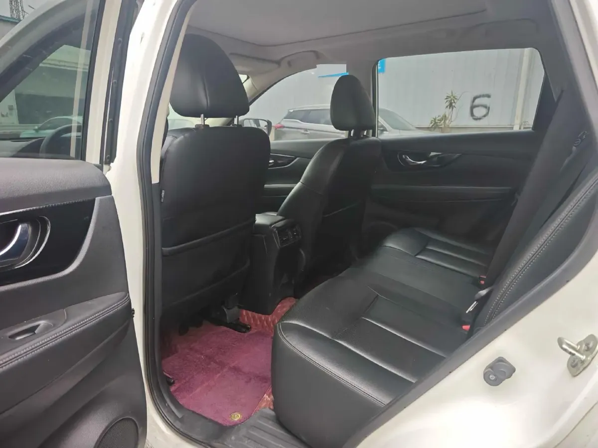 2021 Nissan X-Trail 2.5L 181HP L4 CVT,autocango,china used car exporter,china ev exporter,chinese used car exporter,chinese used ev exporter