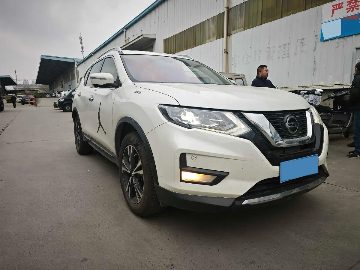 2021 Nissan X-Trail 2.5L 181HP L4 CVT,autocango,china used car exporter,china ev exporter,chinese used car exporter,chinese used ev exporter