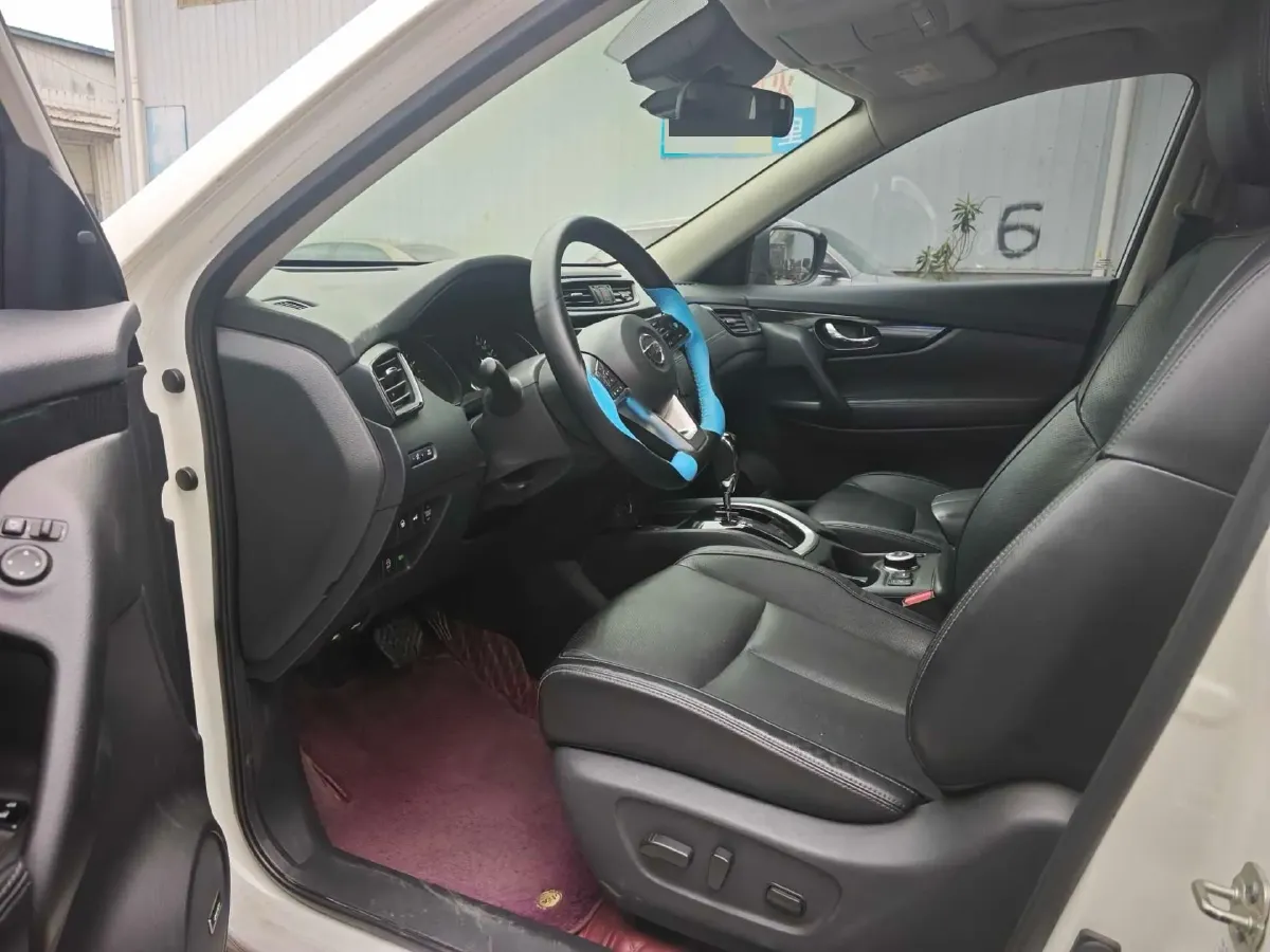 2021 Nissan X-Trail 2.5L 181HP L4 CVT,autocango,china used car exporter,china ev exporter,chinese used car exporter,chinese used ev exporter