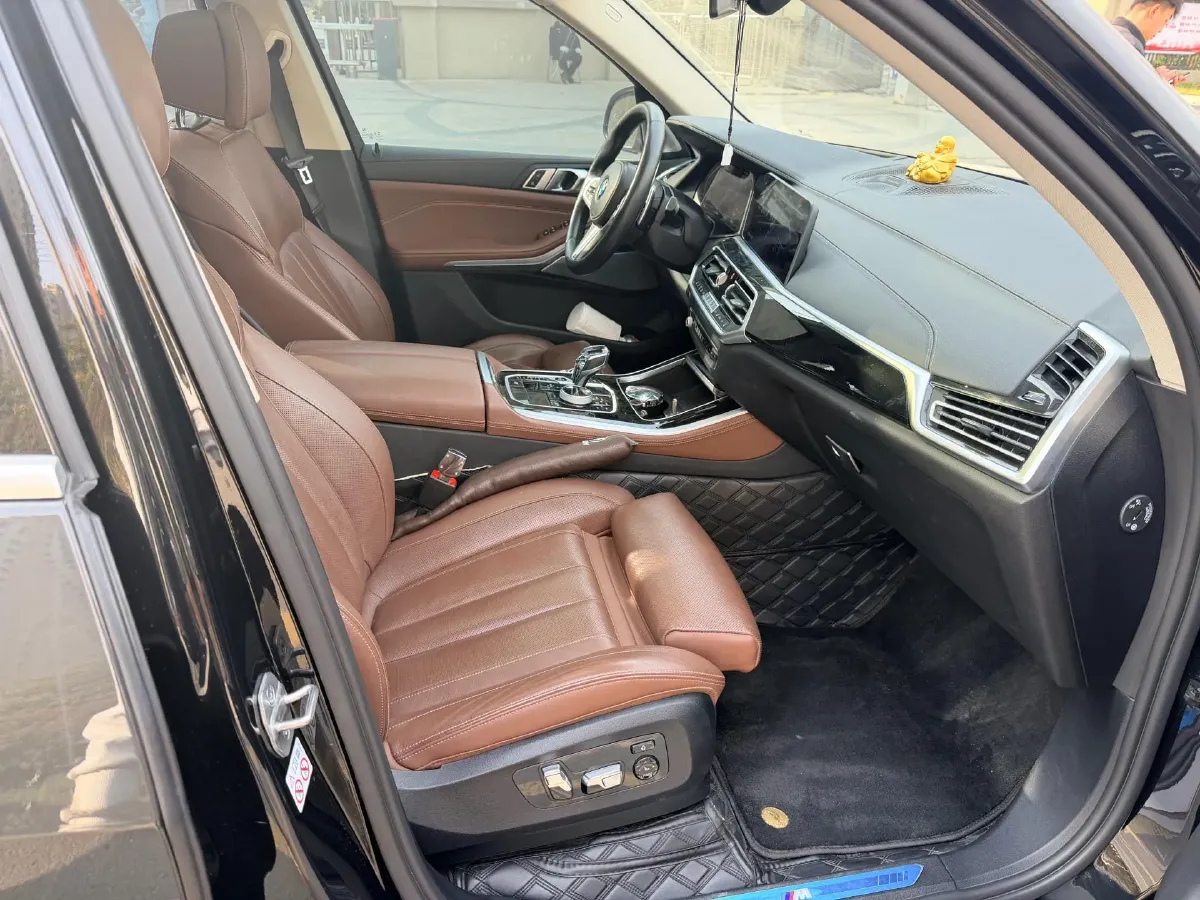 2021 BMW X5 3.0T 340HP L6 8AT,autocango,china used car exporter,china ev exporter,chinese used car exporter,chinese used ev exporter