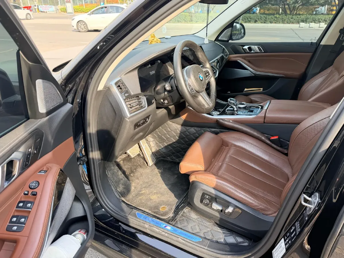 2021 BMW X5 3.0T 340HP L6 8AT,autocango,china used car exporter,china ev exporter,chinese used car exporter,chinese used ev exporter