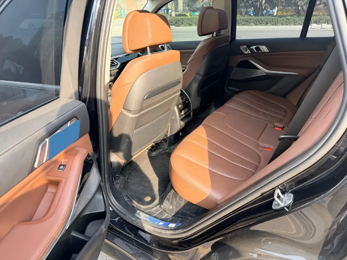 2021 BMW X5 3.0T 340HP L6 8AT,autocango,china used car exporter,china ev exporter,chinese used car exporter,chinese used ev exporter