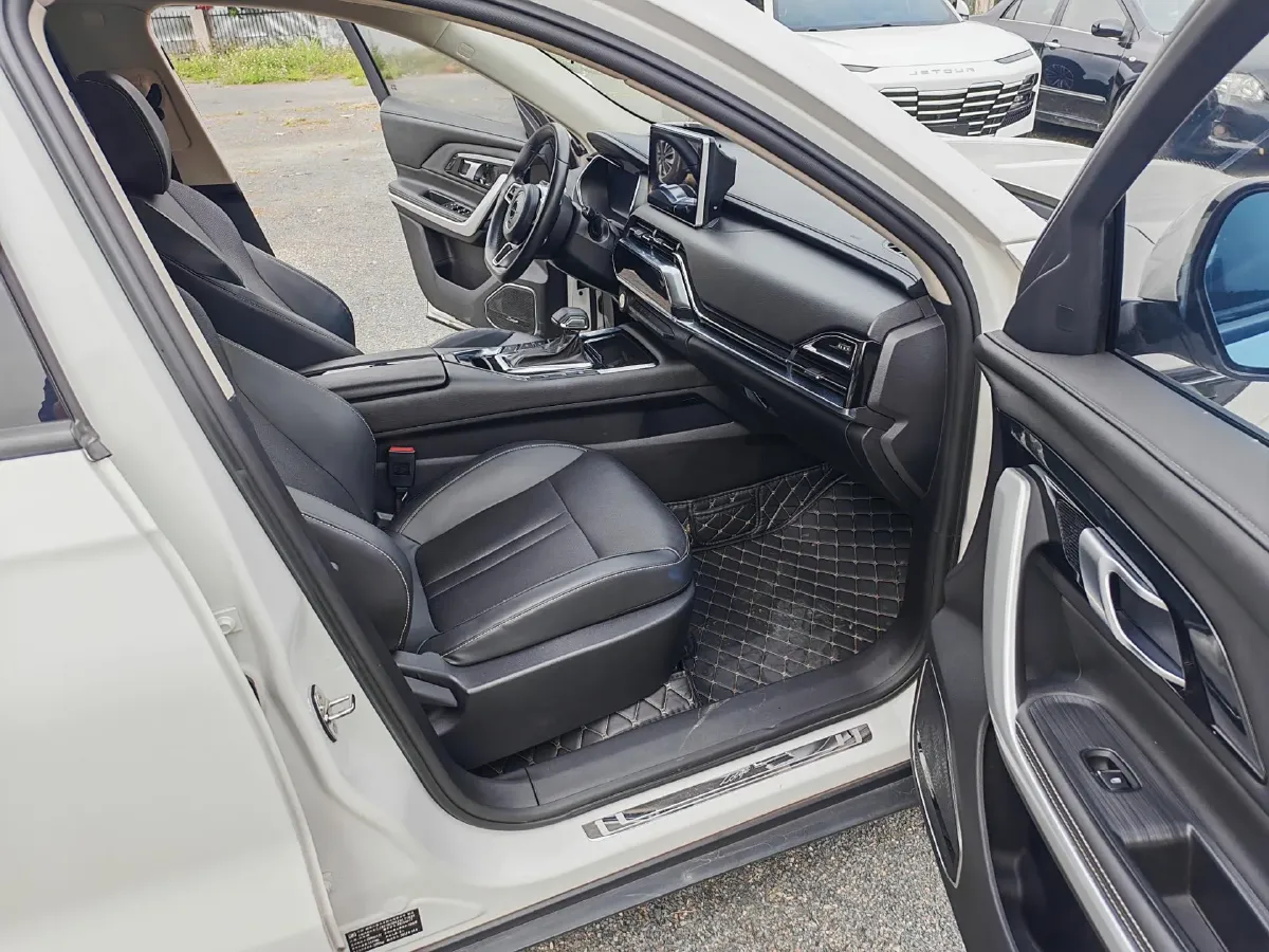 2018 Zotye T500 1.5T 156HP L4 6AT,autocango,china used car exporter,china ev exporter,chinese used car exporter,chinese used ev exporter