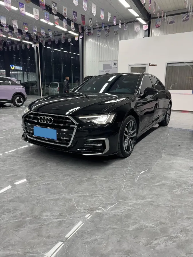 2024 Audi A6L 2.0T 190HP L4 7DCT,autocango,china used car exporter,china ev exporter,chinese used car exporter,chinese used ev exporter