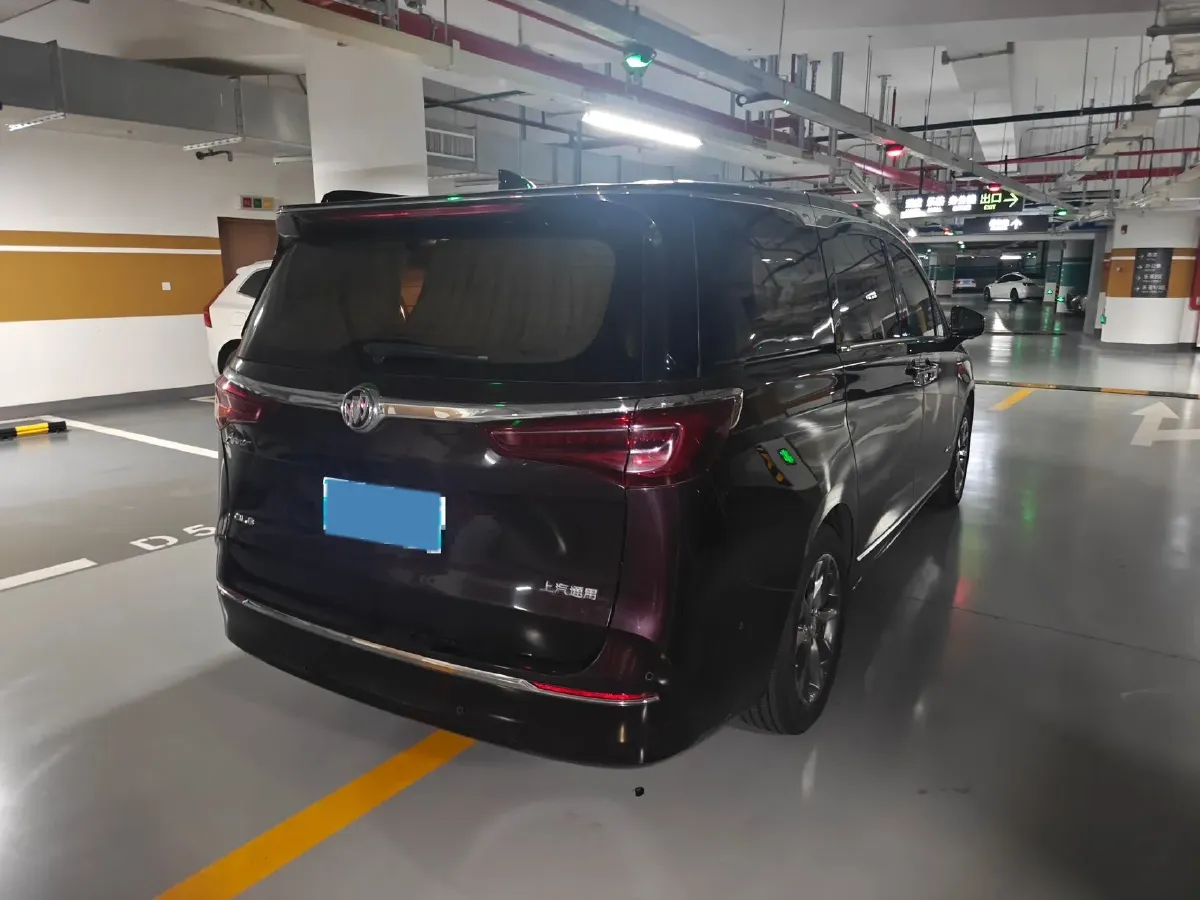 2022 Buick GL8 2.0T 237HP L4 9AT,autocango,china used car exporter,china ev exporter,chinese used car exporter,chinese used ev exporter