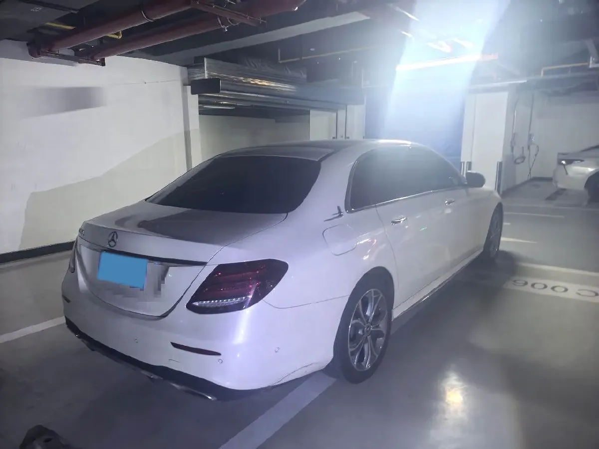 2020 Mercedes-Benz E Class 2.0T 258HP L4 9AT,autocango,china used car exporter,china ev exporter,chinese used car exporter,chinese used ev exporter