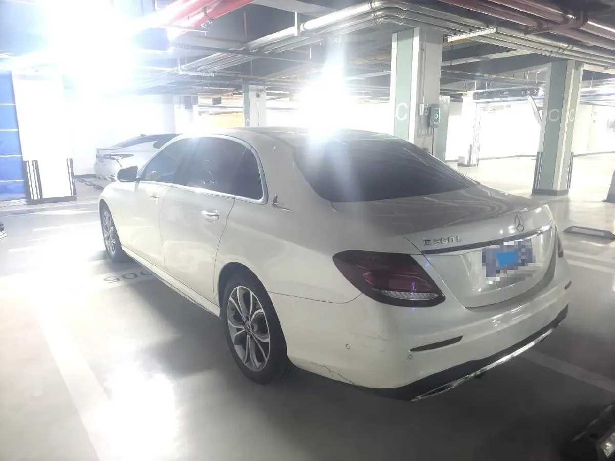 2020 Mercedes-Benz E Class 2.0T 258HP L4 9AT,autocango,china used car exporter,china ev exporter,chinese used car exporter,chinese used ev exporter