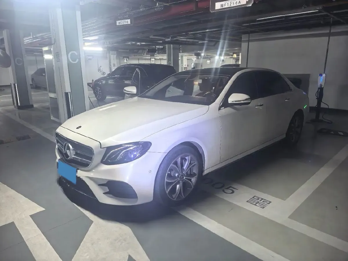 2020 Mercedes-Benz E Class 2.0T 258HP L4 9AT,autocango,china used car exporter,china ev exporter,chinese used car exporter,chinese used ev exporter