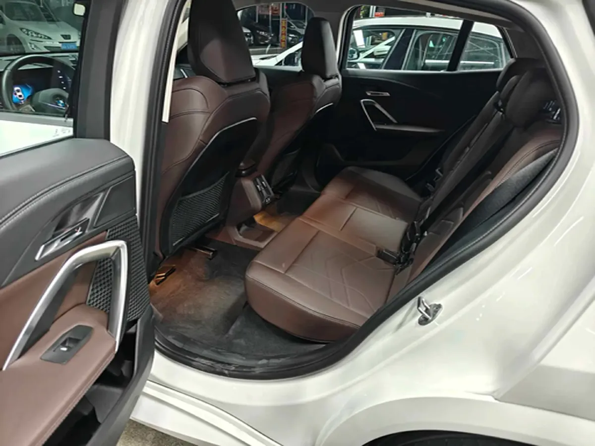 2024 BMW X2 2.0T 204HP L4 7DCT,autocango,china used car exporter,china ev exporter,chinese used car exporter,chinese used ev exporter