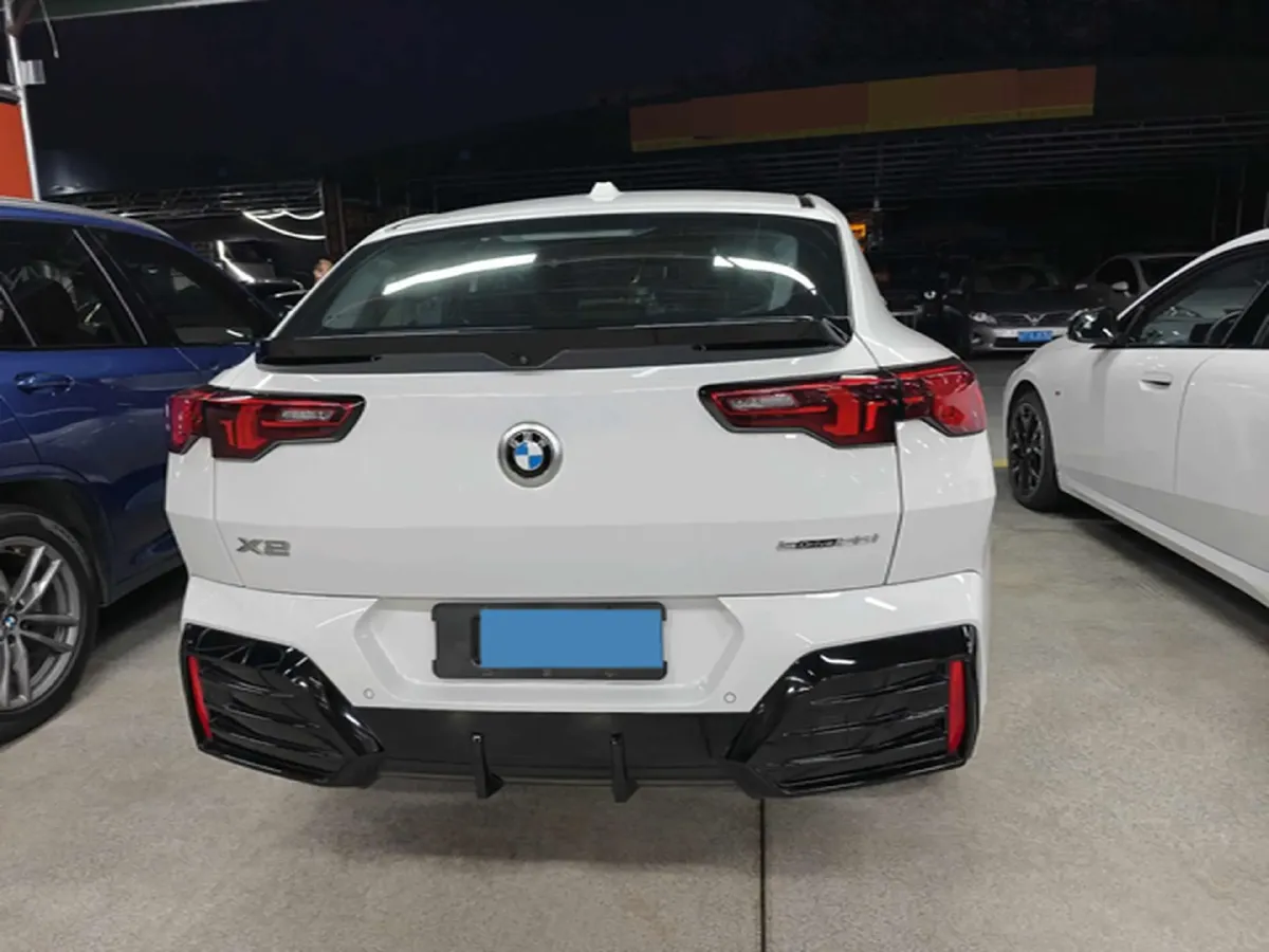 2024 BMW X2 2.0T 204HP L4 7DCT,autocango,china used car exporter,china ev exporter,chinese used car exporter,chinese used ev exporter