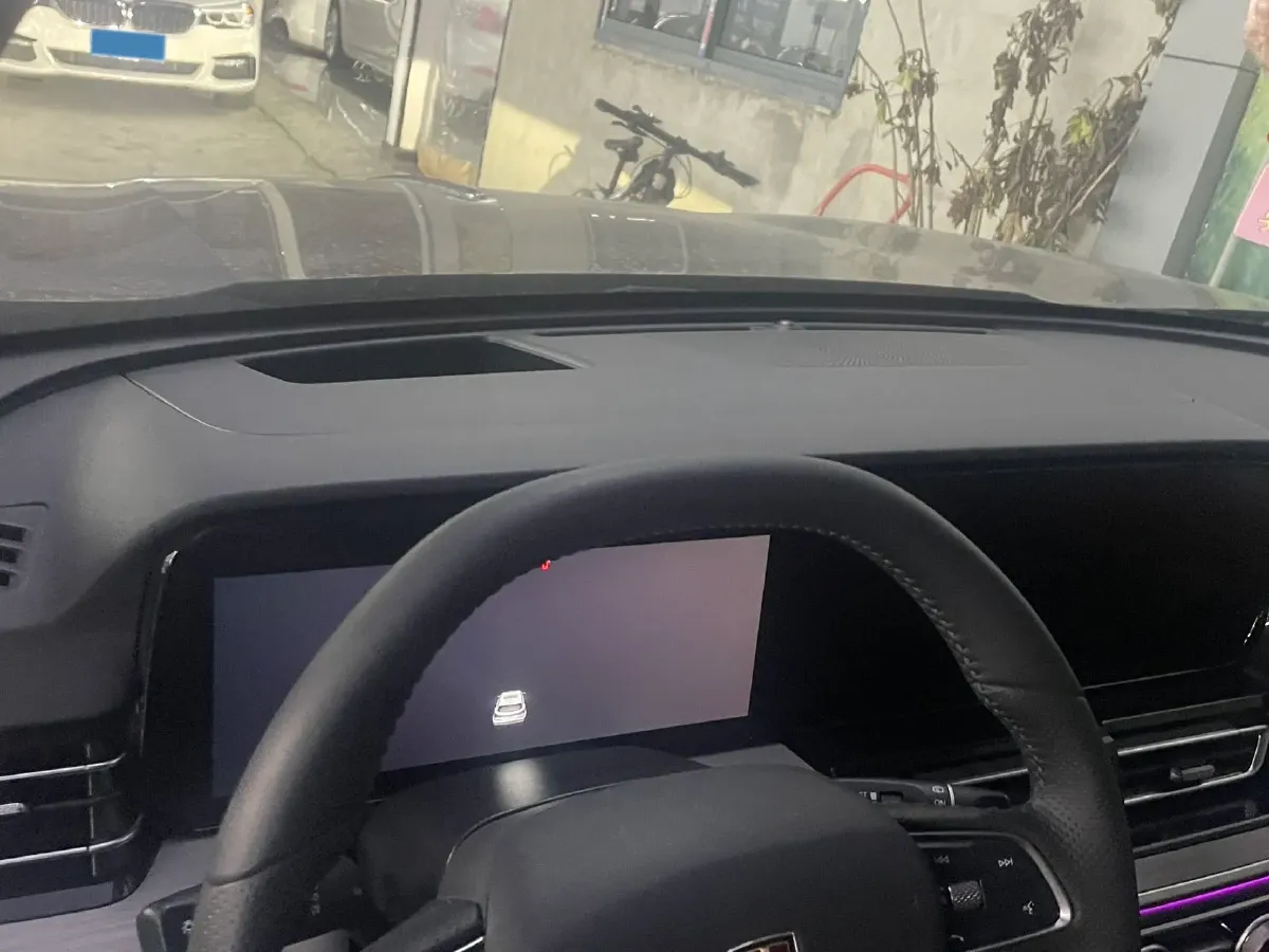 2025 HongQi HS5 2.0T 252HP L4 8AT,autocango,china used car exporter,china ev exporter,chinese used car exporter,chinese used ev exporter