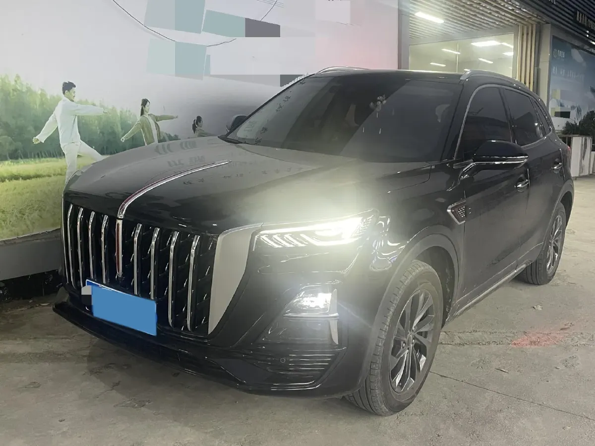 2025 HongQi HS5 2.0T 252HP L4 8AT,autocango,china used car exporter,china ev exporter,chinese used car exporter,chinese used ev exporter