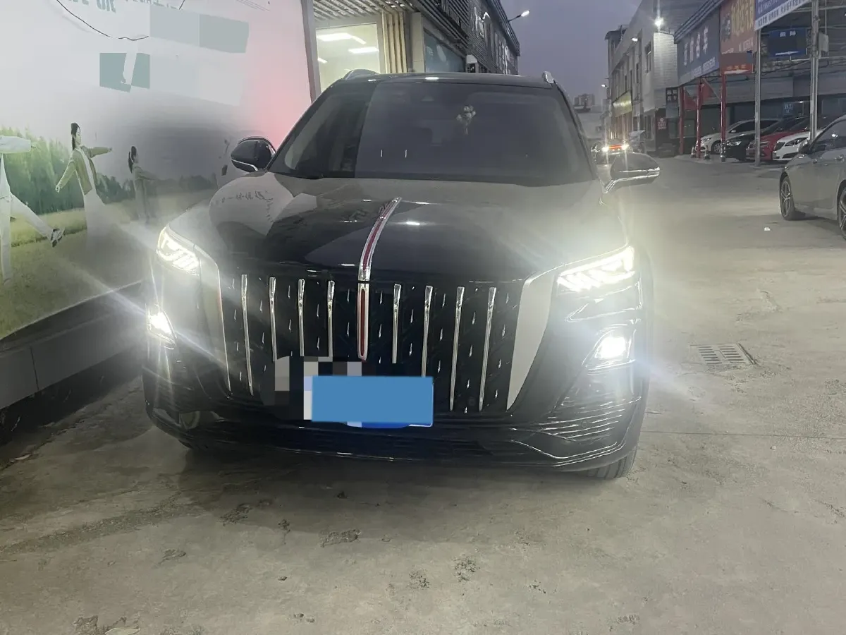 2025 HongQi HS5 2.0T 252HP L4 8AT,autocango,china used car exporter,china ev exporter,chinese used car exporter,chinese used ev exporter