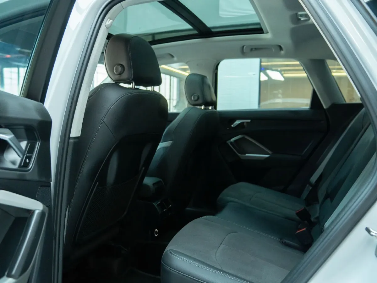 2023 Audi Q3 1.4T 150HP L4 7DCT,autocango,china used car exporter,china ev exporter,chinese used car exporter,chinese used ev exporter