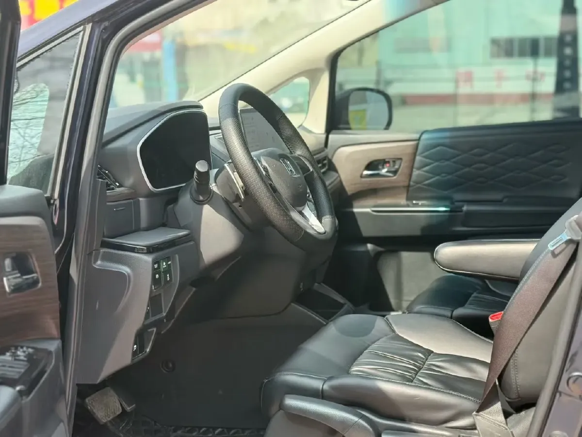 2022 Honda Odyssey 2.0L 146HP L4 E-CVT Hybrid,autocango,china used car exporter,china ev exporter,chinese used car exporter,chinese used ev exporter