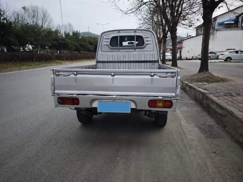 2019 WuLing RongGuang Mini Truck 1.5L 107HP L4 5MT,autocango,china used car exporter,china ev exporter,chinese used car exporter,chinese used ev exporter