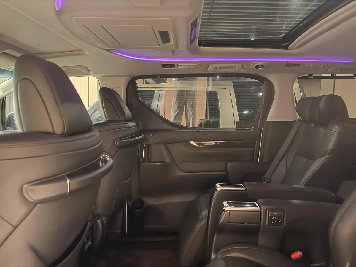 2019 Toyota Vellfire 2.5L 117HP L4 E-CVT Hybrid,autocango,china used car exporter,china ev exporter,chinese used car exporter,chinese used ev exporter