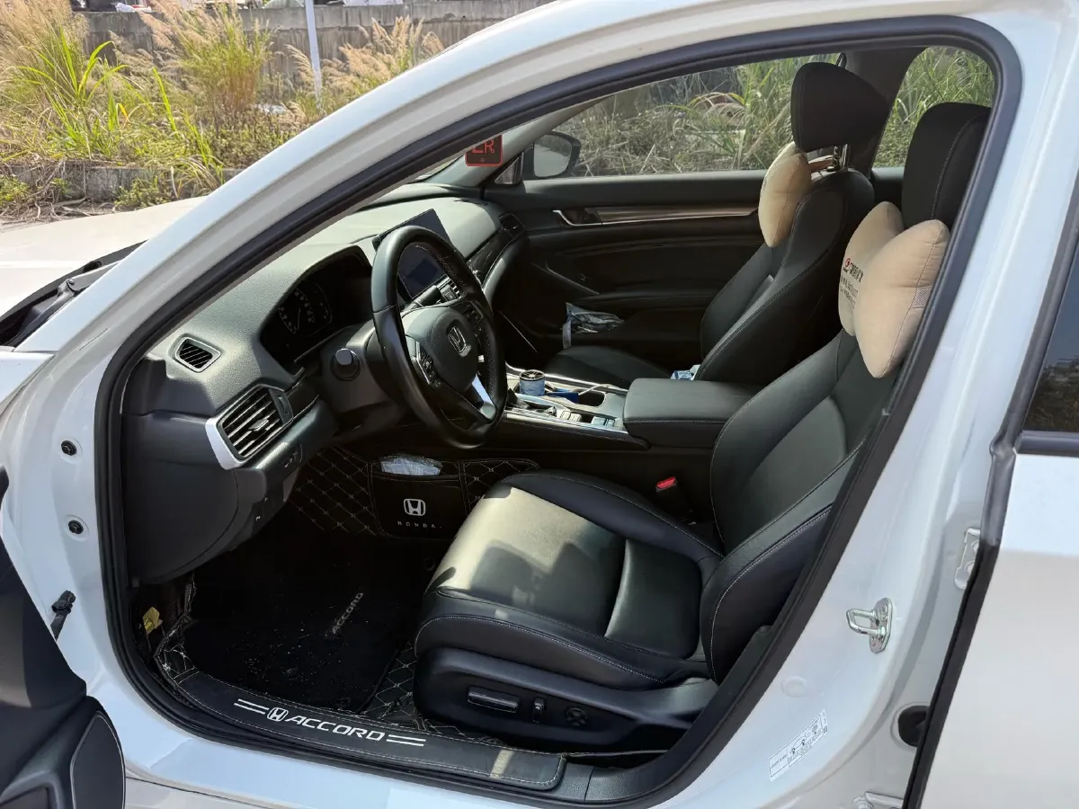 2022 Honda Accord 1.5T 194HP L4 CVT,autocango,china used car exporter,china ev exporter,chinese used car exporter,chinese used ev exporter