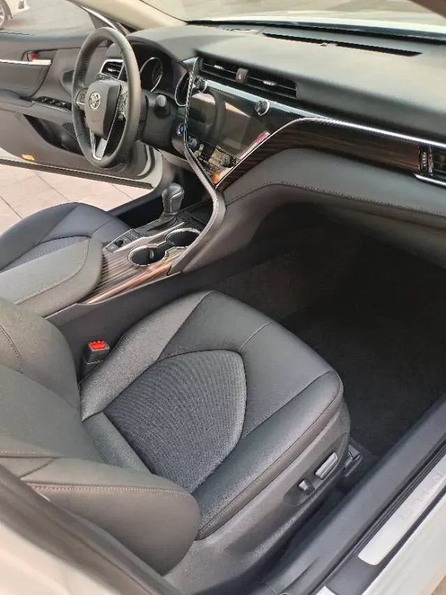 2019 Toyota Camry 2.5L 209HP L4 8AT,autocango,china used car exporter,china ev exporter,chinese used car exporter,chinese used ev exporter