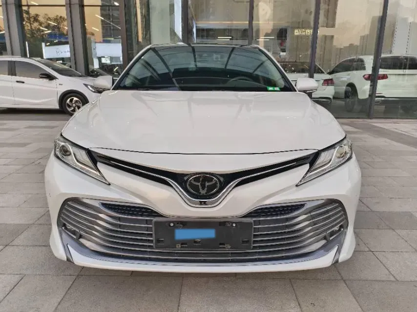 2019 Toyota Camry 2.5L 209HP L4 8AT,autocango,china used car exporter,china ev exporter,chinese used car exporter,chinese used ev exporter