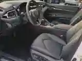 2019 Toyota Camry 2.5L 209HP L4 8AT