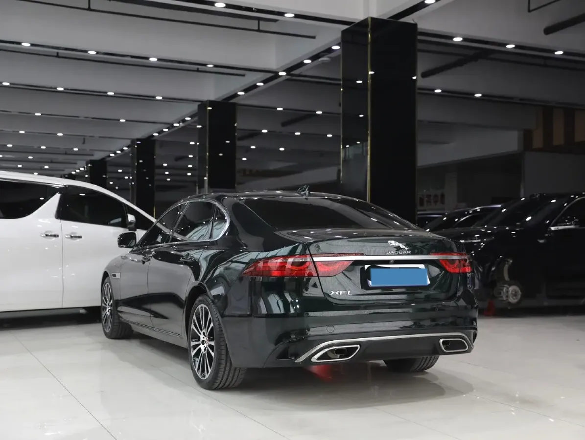 2024 Jaguar XFL 2.0T 250HP L4 8AT,autocango,china used car exporter,china ev exporter,chinese used car exporter,chinese used ev exporter