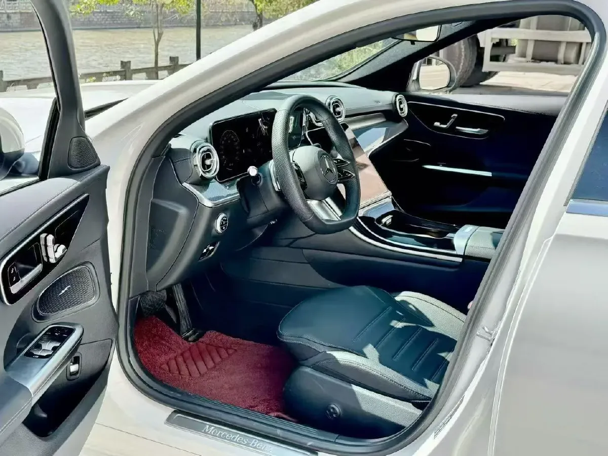 2025 Mercedes-Benz C Class 1.5T 204HP L4 9AT,autocango,china used car exporter,china ev exporter,chinese used car exporter,chinese used ev exporter