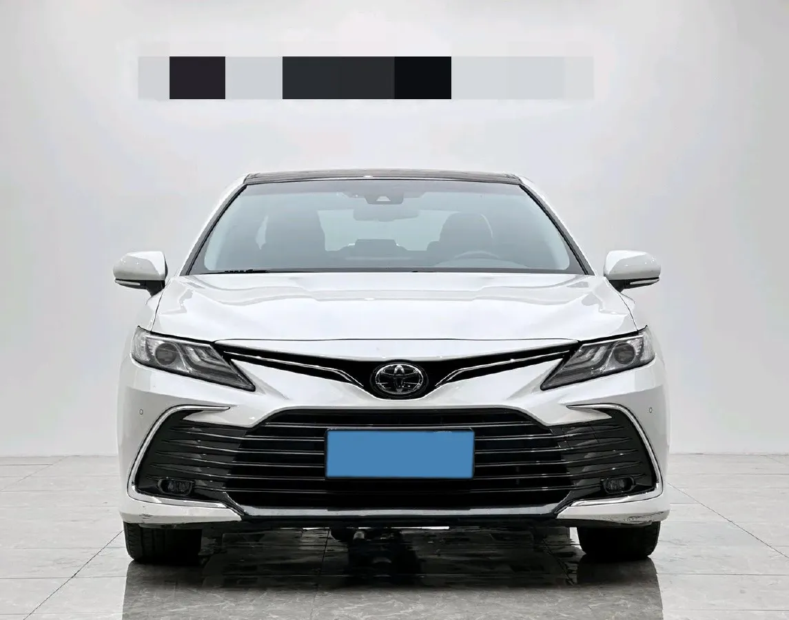 2021 Toyota Camry 2.5L 209HP L4 8AT,autocango,china used car exporter,china ev exporter,chinese used car exporter,chinese used ev exporter