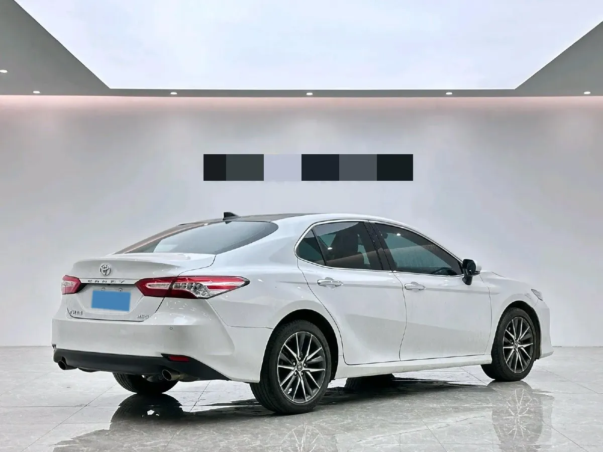 2021 Toyota Camry 2.5L 209HP L4 8AT,autocango,china used car exporter,china ev exporter,chinese used car exporter,chinese used ev exporter