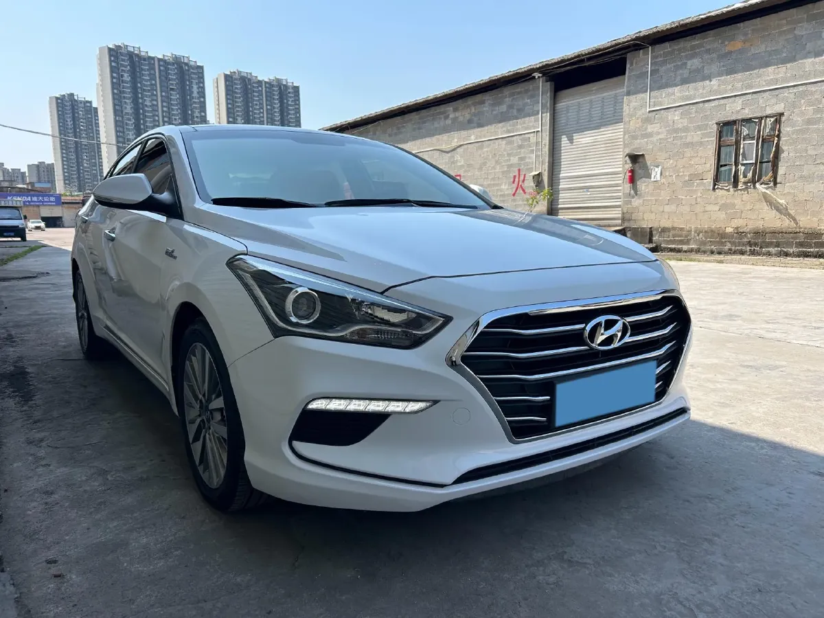 2017 Hyundai Mistra 1.6T 175HP L4 7DCT,autocango,china used car exporter,china ev exporter,chinese used car exporter,chinese used ev exporter